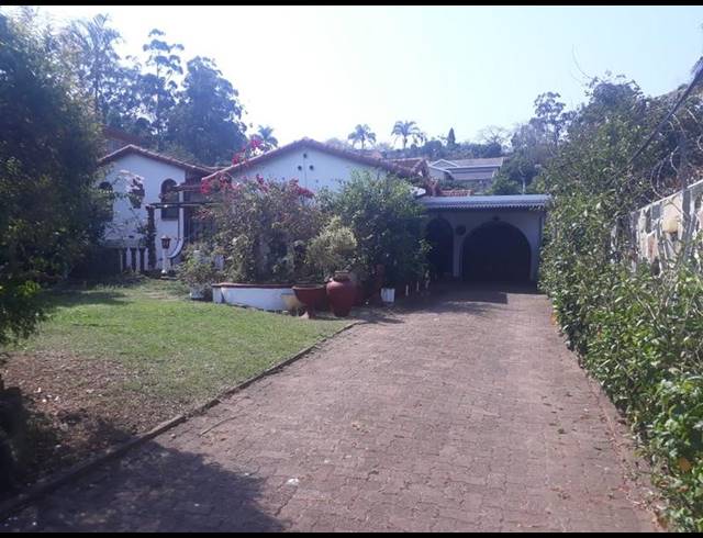 4 BEDROOM HOUSE FOR SALE IN PARLOCK